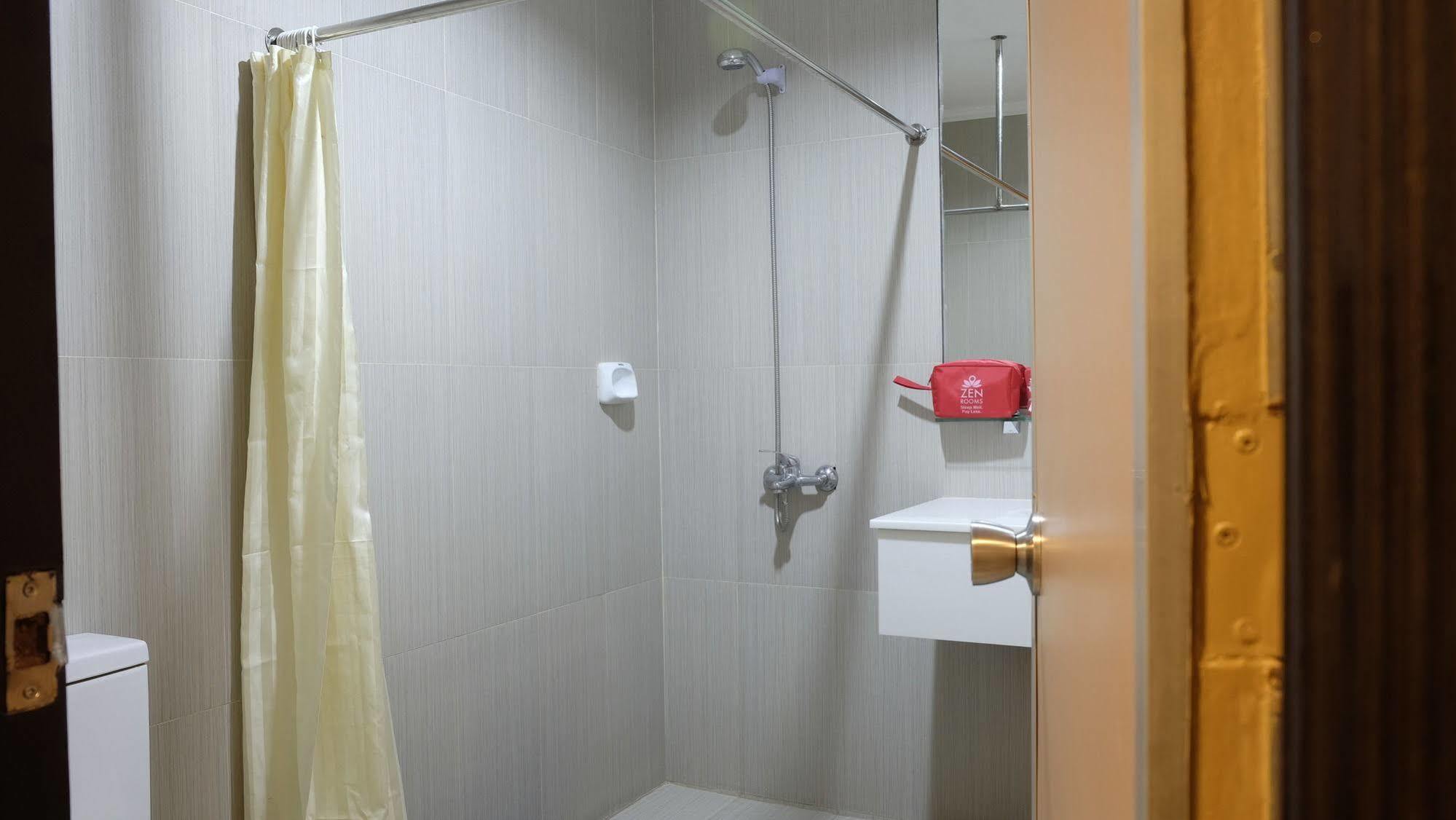 Zen Rooms Ninoy Aquino Airport Paranaque City Kültér fotó